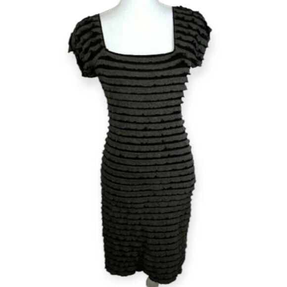 STUDIO M GRAY RUFFLE DRESS SZ. XS EUC - Picture 1 of 3